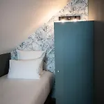 Kyriad Hotel 3*