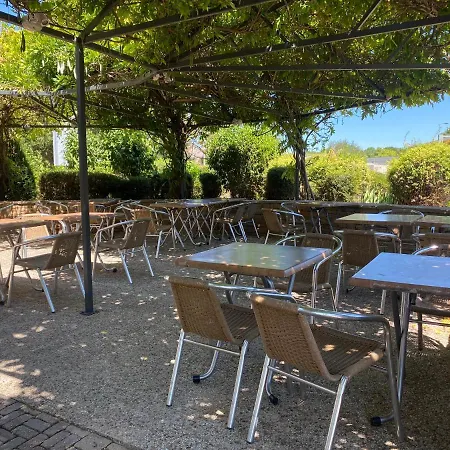 Kyriad Beaune 3* ביון