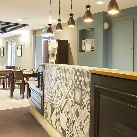 Kyriad Hotel